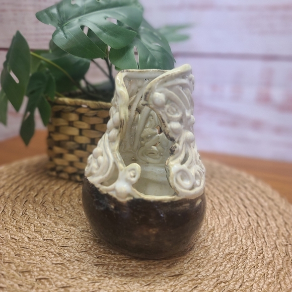 Art Pottery Vase - Picture 2 of 7